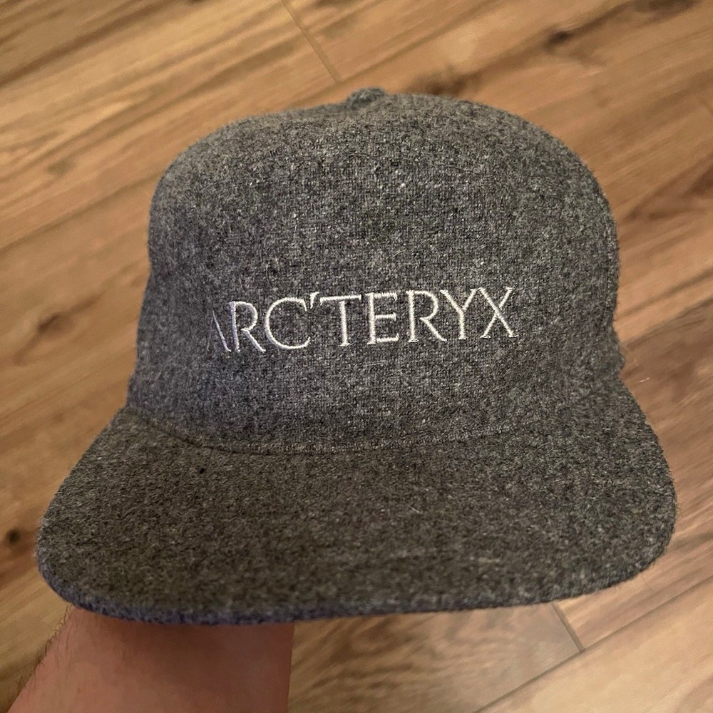 RARE Arc'teryx 7 Panel Wool Ball Cap Hat Gray Spellout Adjustable One Size 110